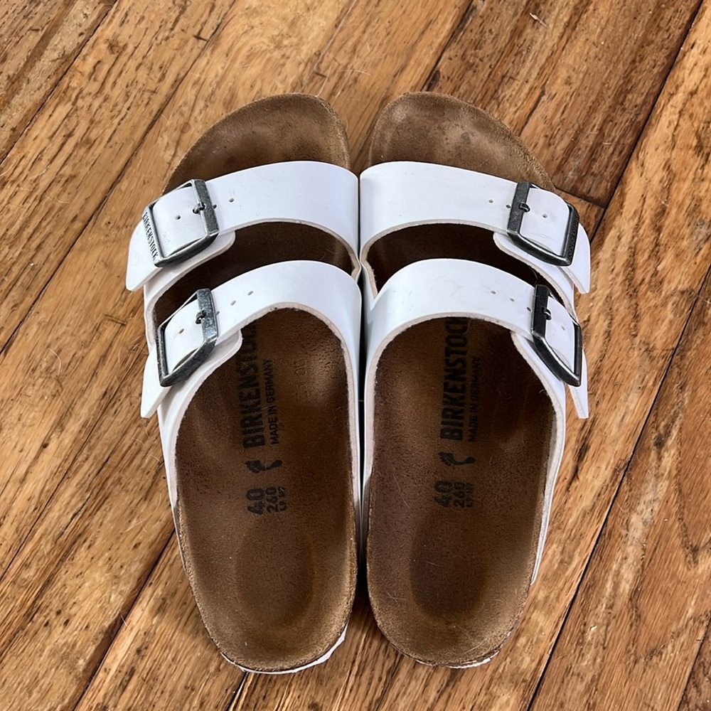 Birkenstock Arizona Sandals, size 40, white